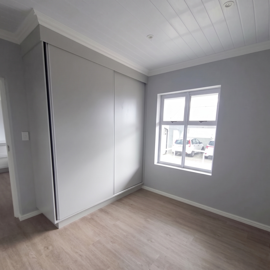 2 Bedroom Property for Sale in Struisbaai Western Cape